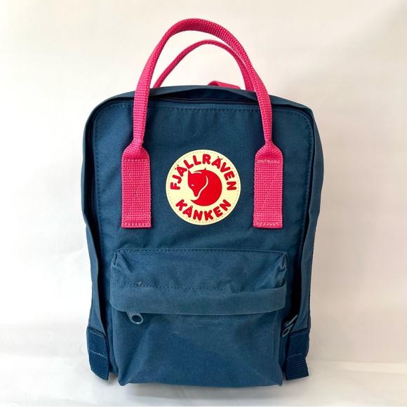 Fjällräven Kånken Mini Backpack – Navy/Pink w/ Seat Pad - Picture 1 of 7